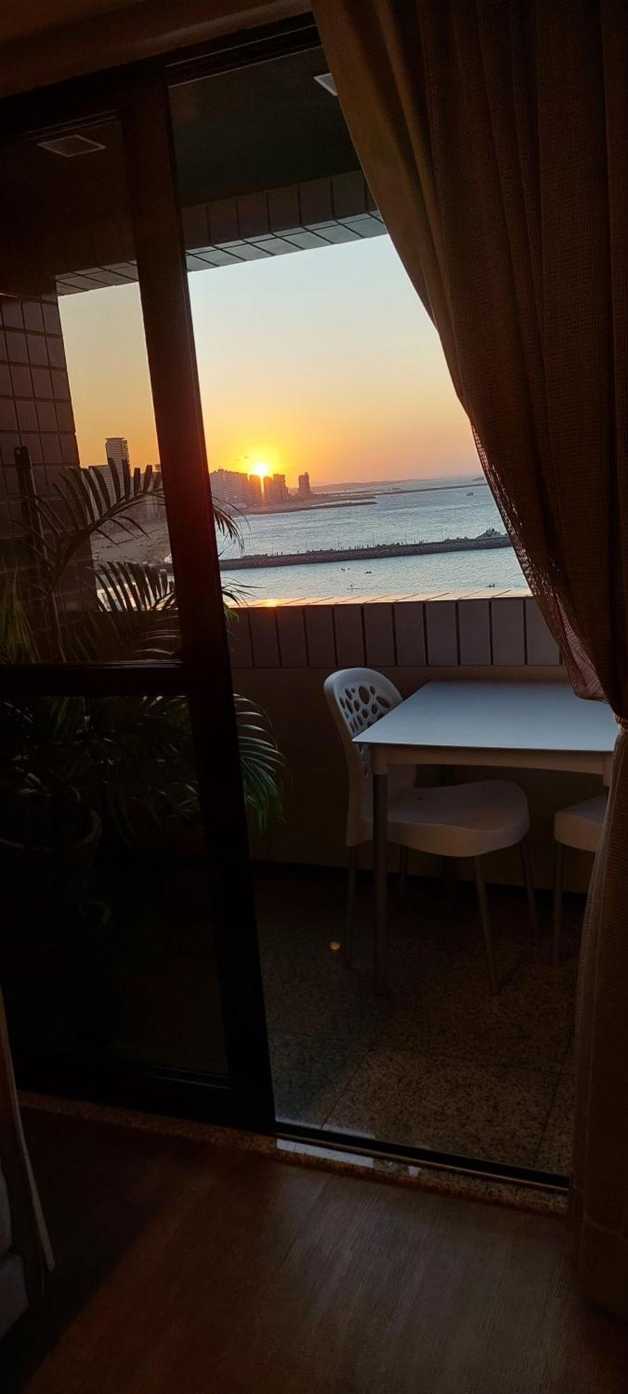 Fortaleza 703--Fortaleza 713 المظهر الخارجي الصورة